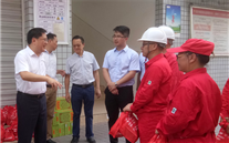 铜梁区区委书记、区长慰问公司一线员工